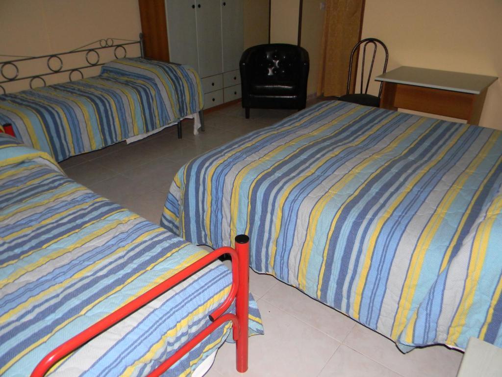Hotel Mi.Ro. Casalnuovo Di Napoli Rum bild